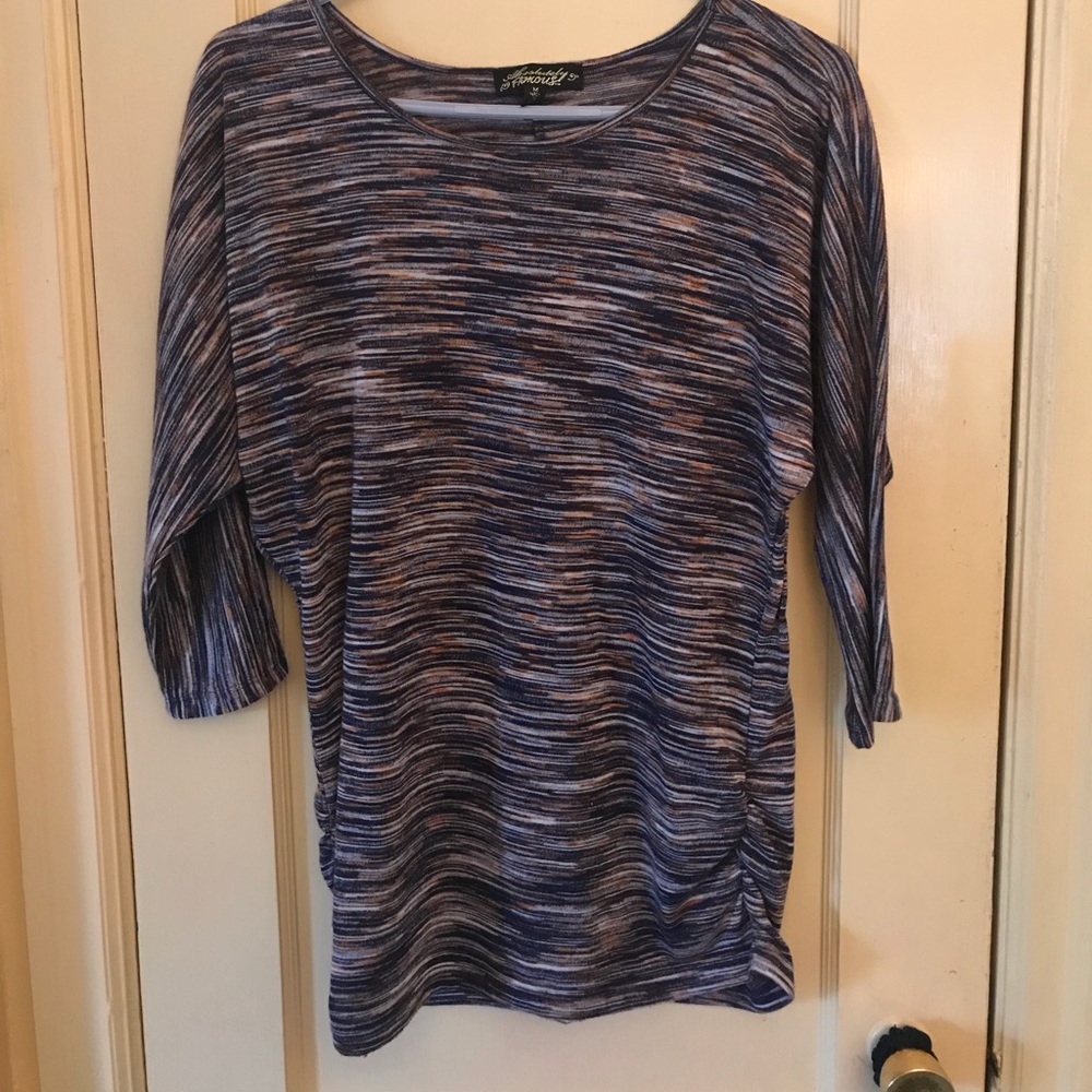 Multi-color light sweater